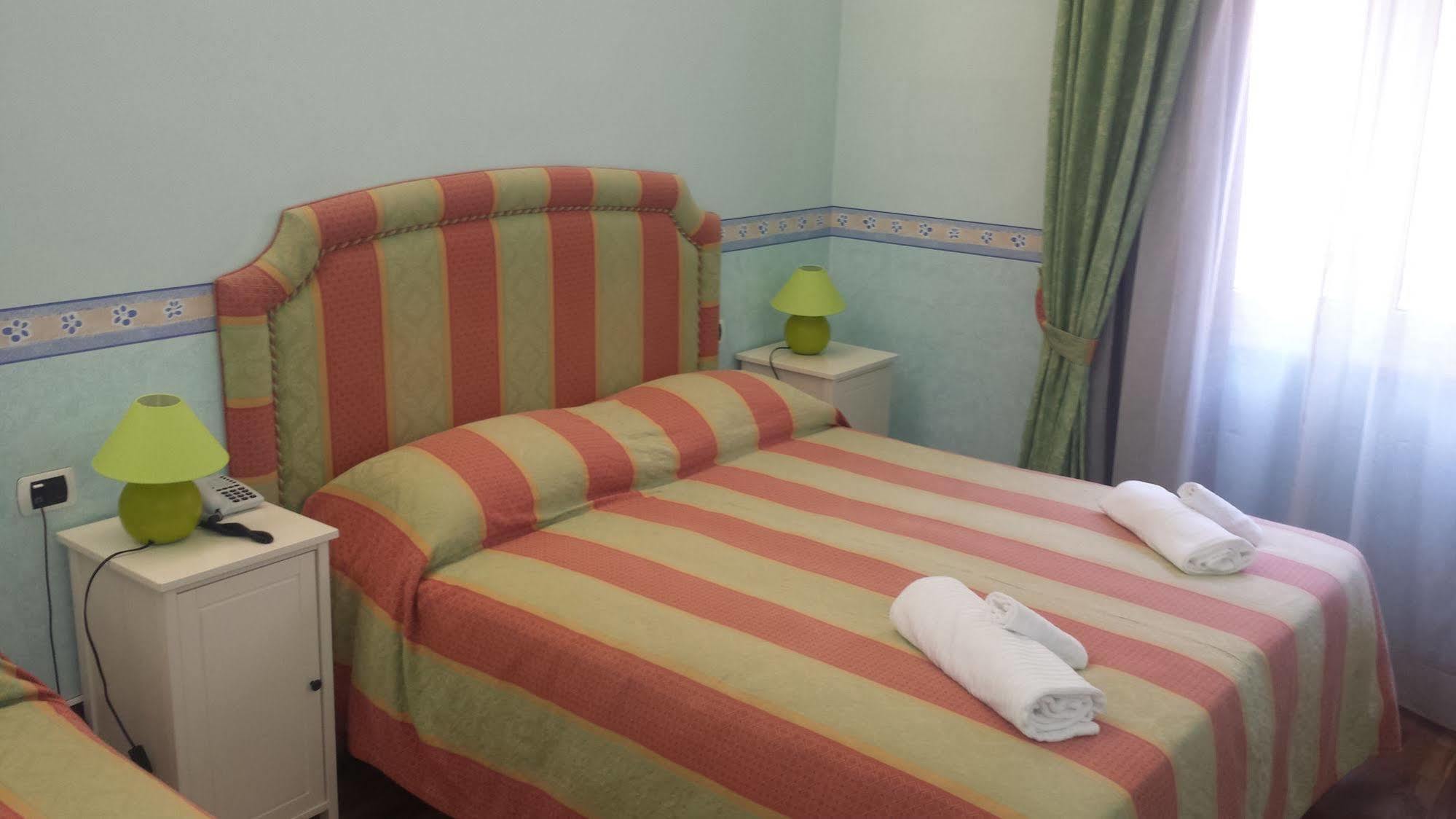 Il Colonnato Bed & Breakfast Rome Luaran gambar